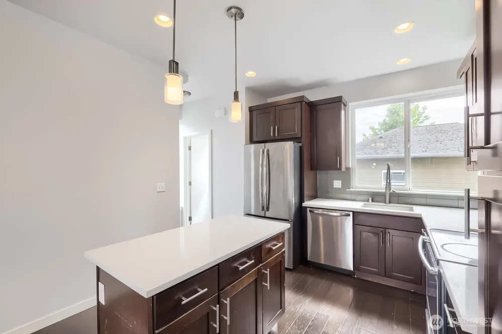 911 104th Street #B Seattle, WA 98133