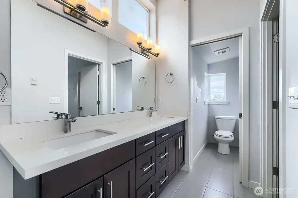 911 104th Street #B Seattle, WA 98133