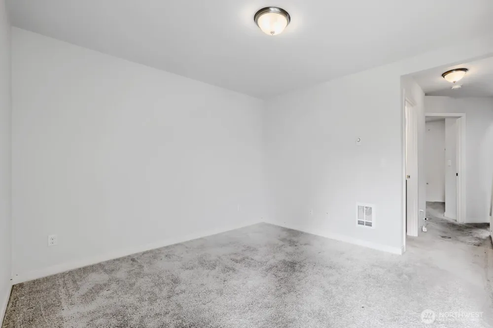 911 104th Street #B Seattle, WA 98133