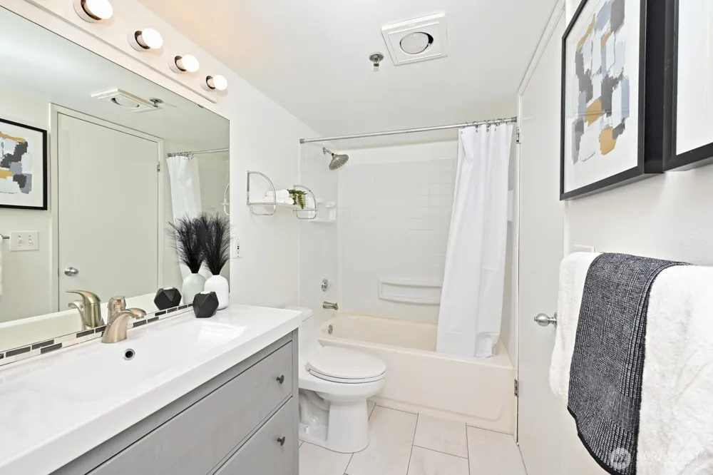530 Melrose Avenue E #605 Seattle, WA 98102