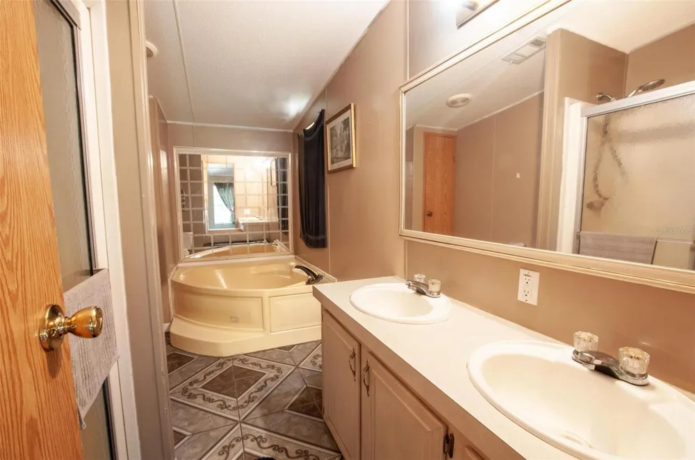 2487 NW HOWARD AVENUE Arcadia, FL 34266