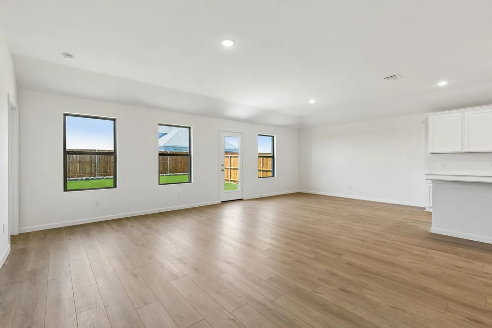 2507 Canadian Way Crandall, TX 75114