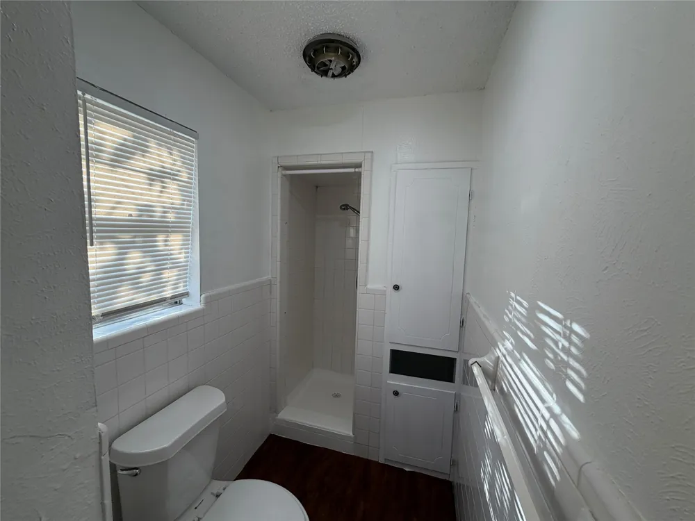 101 5th Street Forreston, TX 76041