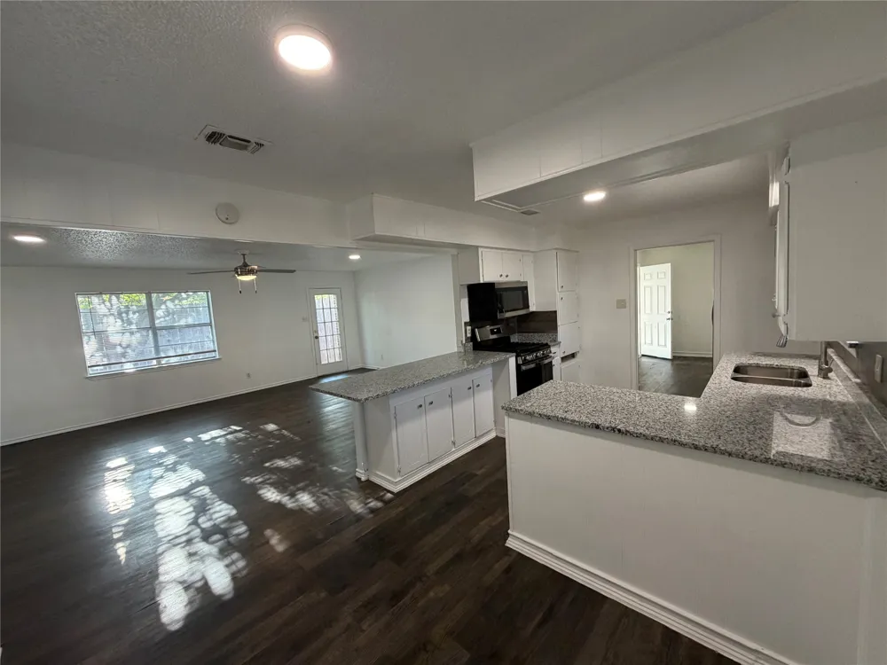 101 5th Street Forreston, TX 76041