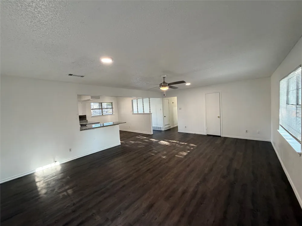 101 5th Street Forreston, TX 76041