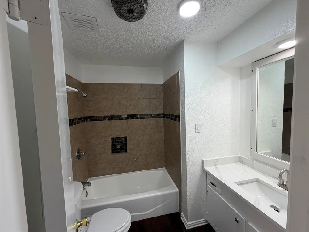 101 5th Street Forreston, TX 76041