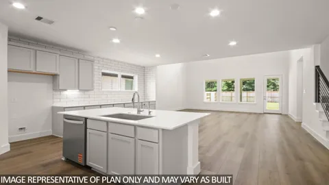 4617 Vernal Loop