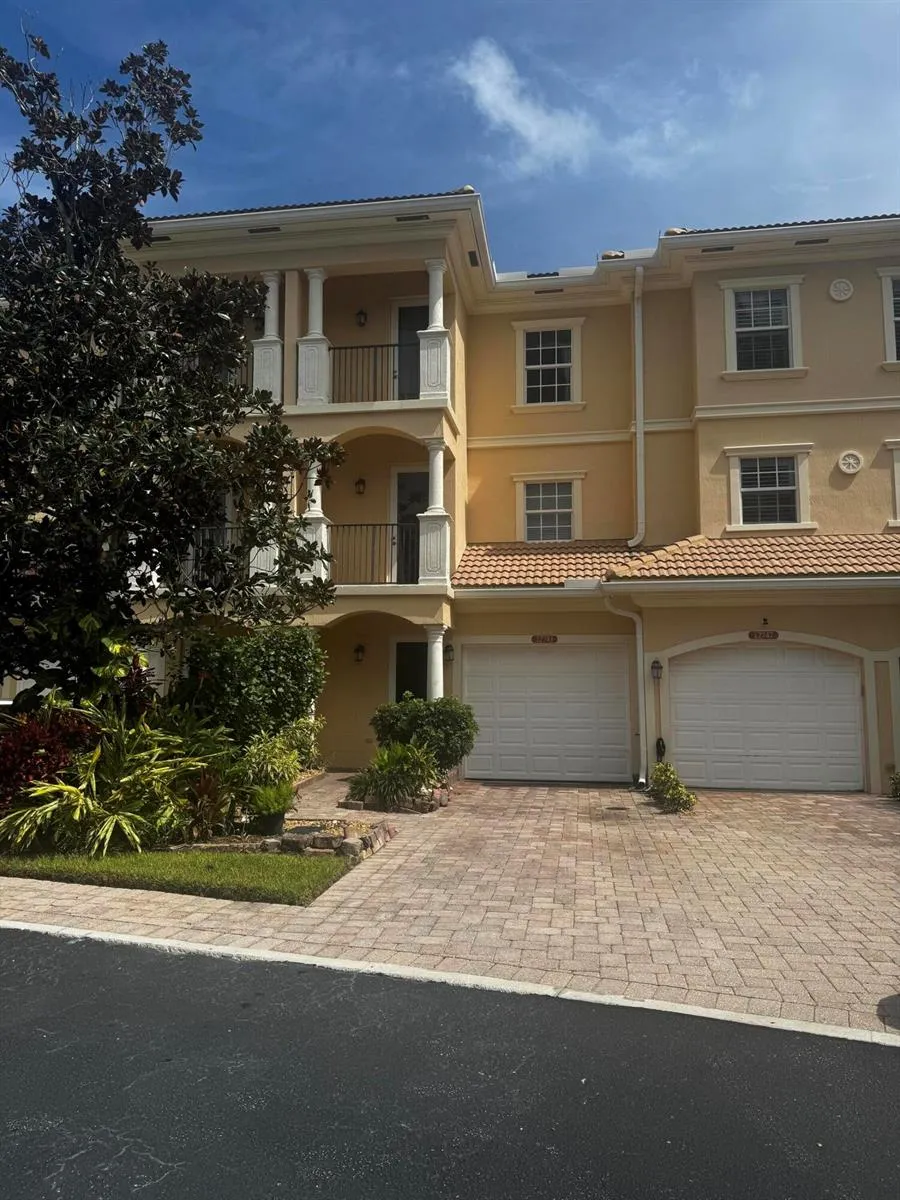 12743 SE OLD CYPRESS DRIVE #7-904 Hobe Sound, FL 33455