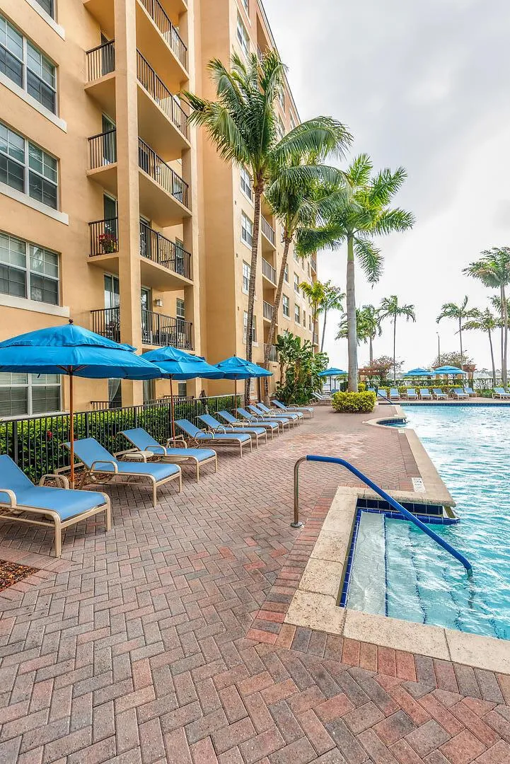 1801 Flagler Drive West Palm Beach, FL 33407