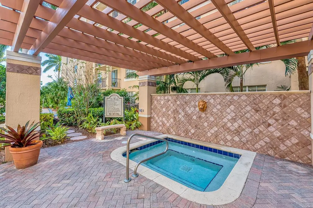 1801 Flagler Drive West Palm Beach, FL 33407