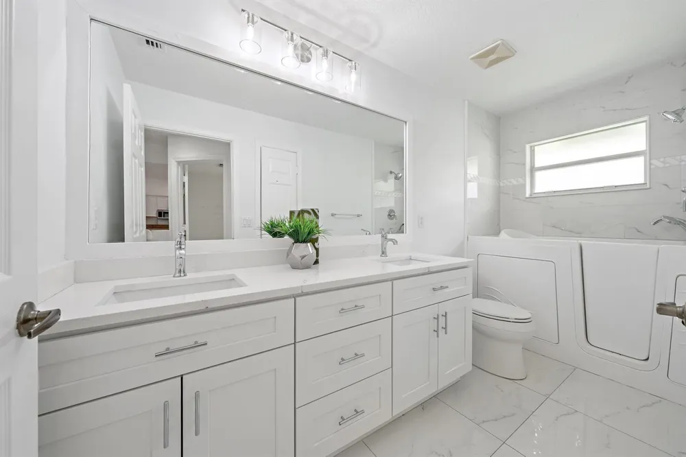 6857 BLUE BAY CIRCLE Lake Worth, FL 33467