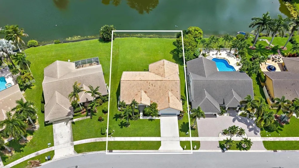 6857 BLUE BAY CIRCLE Lake Worth, FL 33467