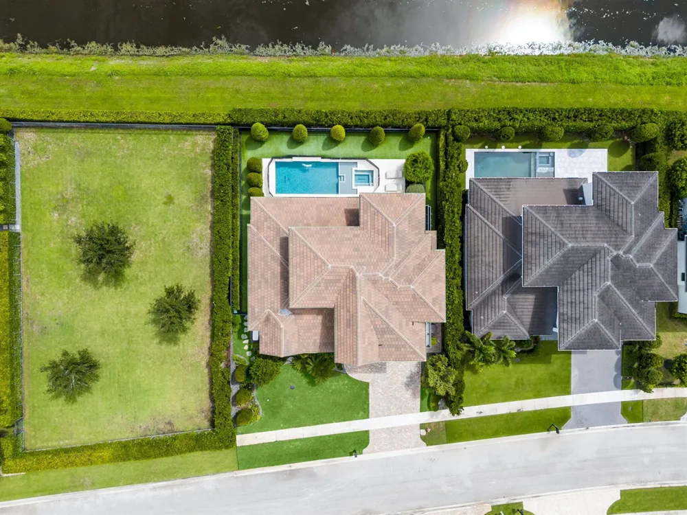 3080 Blue Cypress Lane Wellington, FL 33414