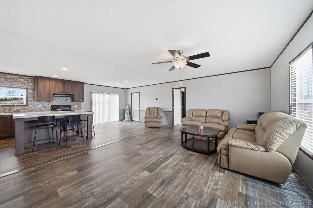 25467 S 4420 ROAD Vinita, OK 74301