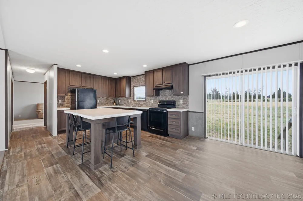 25467 S 4420 ROAD Vinita, OK 74301