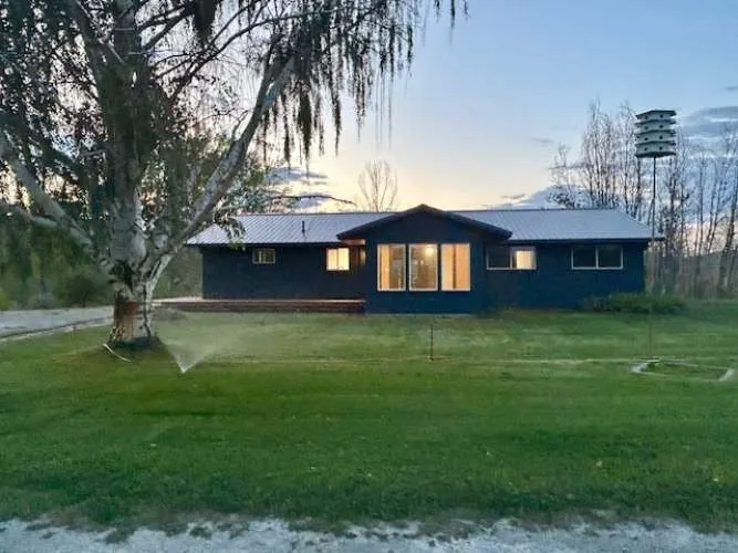 1893 Pine Creek Road Tonasket, WA 98855