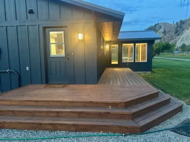 1893 Pine Creek Road Tonasket, WA 98855