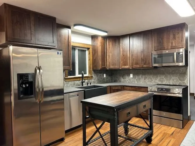 1893 Pine Creek Road Tonasket, WA 98855