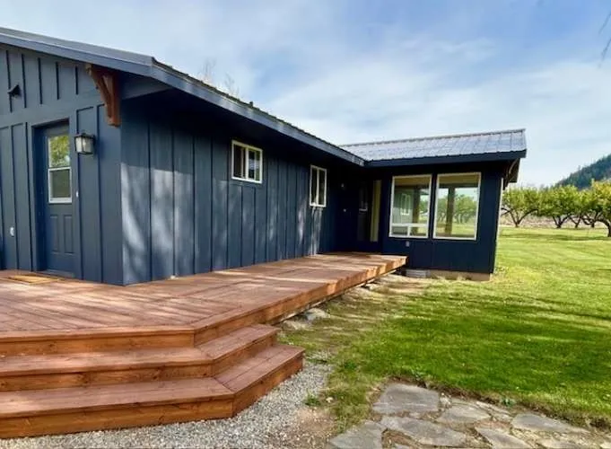 1893 Pine Creek Road Tonasket, WA 98855
