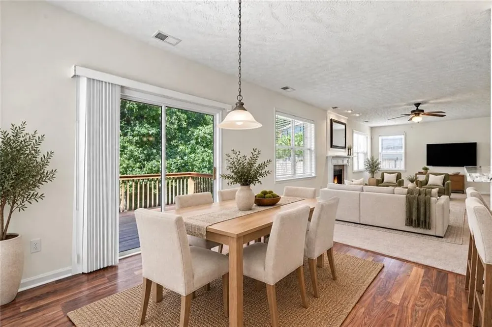 926 Mill Creek Avenue Canton, GA 30115