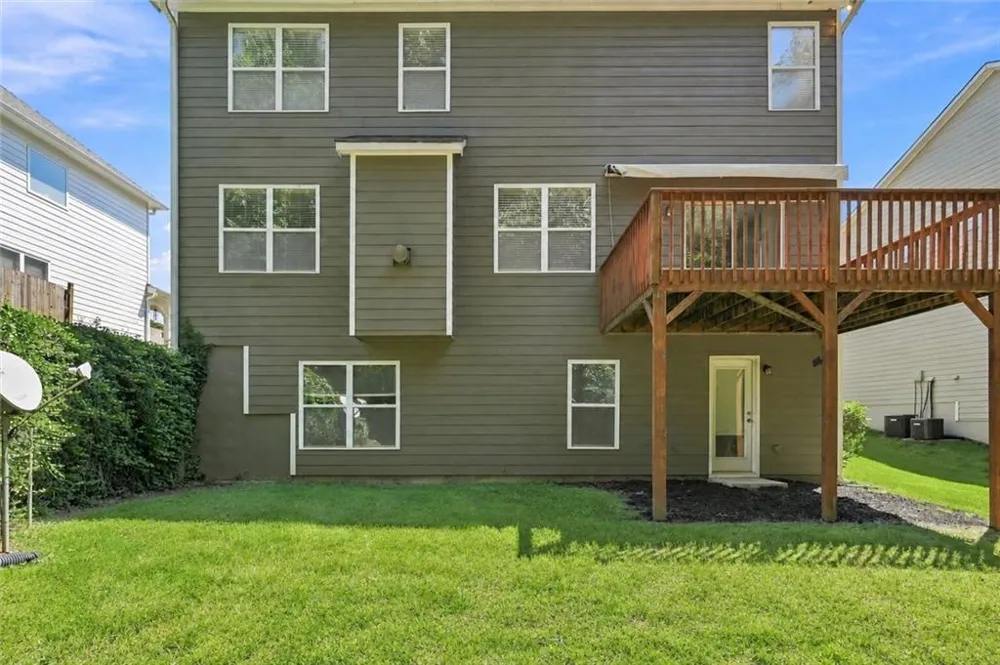 926 Mill Creek Avenue Canton, GA 30115