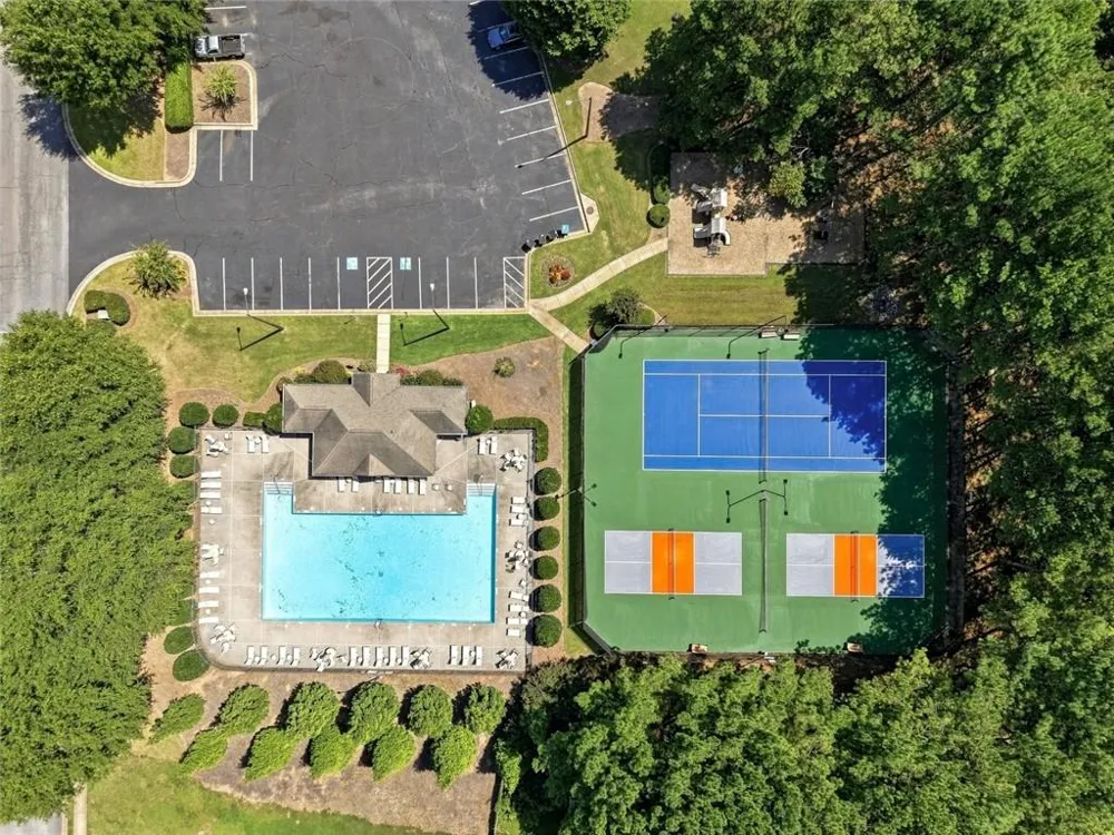 926 Mill Creek Avenue Canton, GA 30115