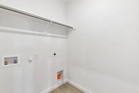 2504 Canadian Way