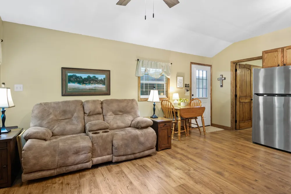 119 Private Road 62614 Pittsburg, TX 75686