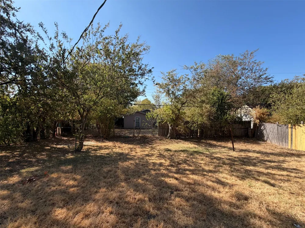 8021 Tumbleweed Trail White Settlement, TX 76108