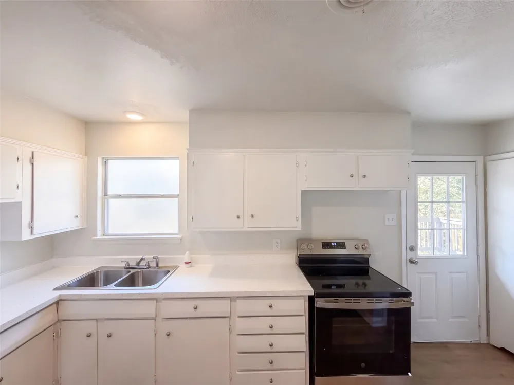 8021 Tumbleweed Trail White Settlement, TX 76108