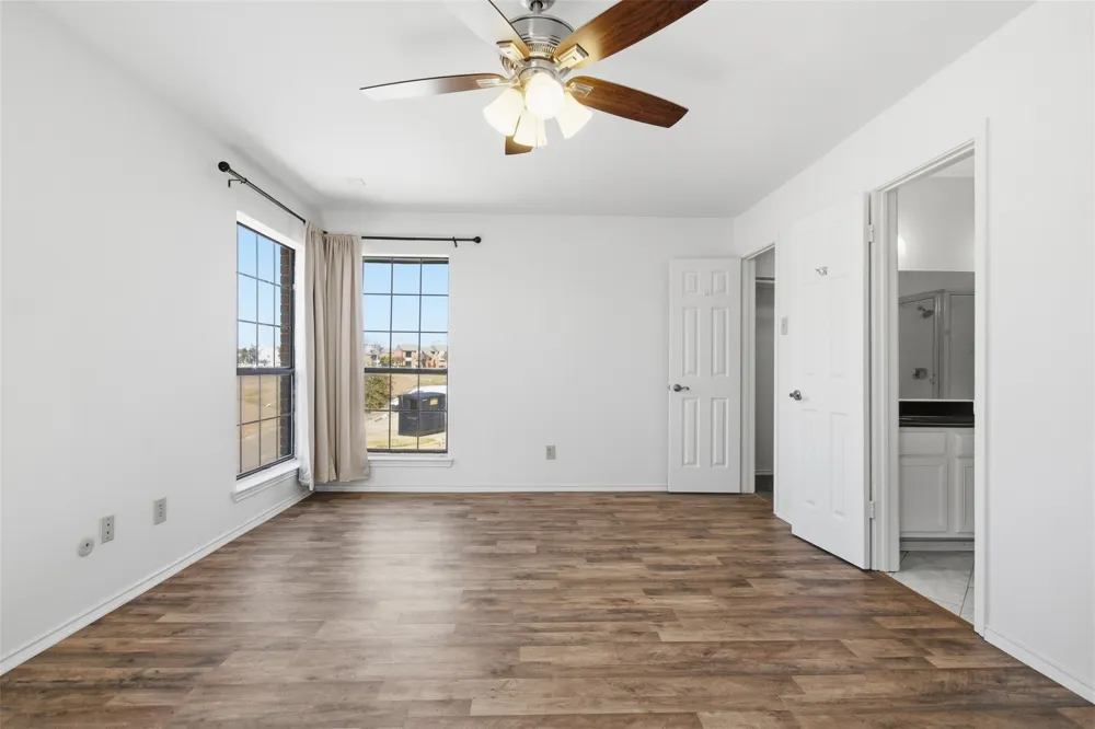 5909 Lake Hubbard Parkway #215 Garland, TX 75043