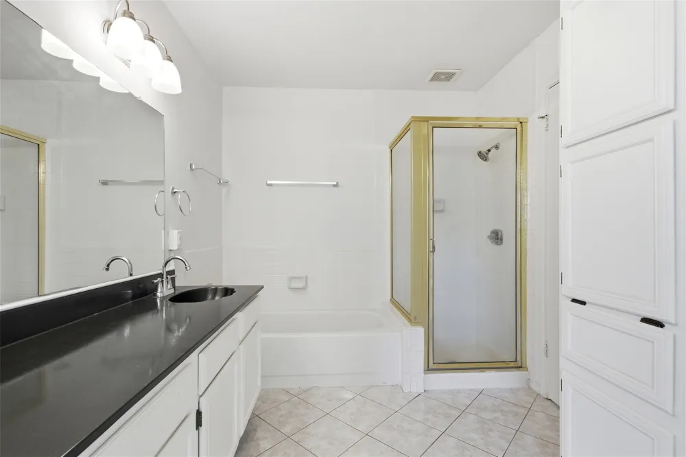 5909 Lake Hubbard Parkway #215 Garland, TX 75043