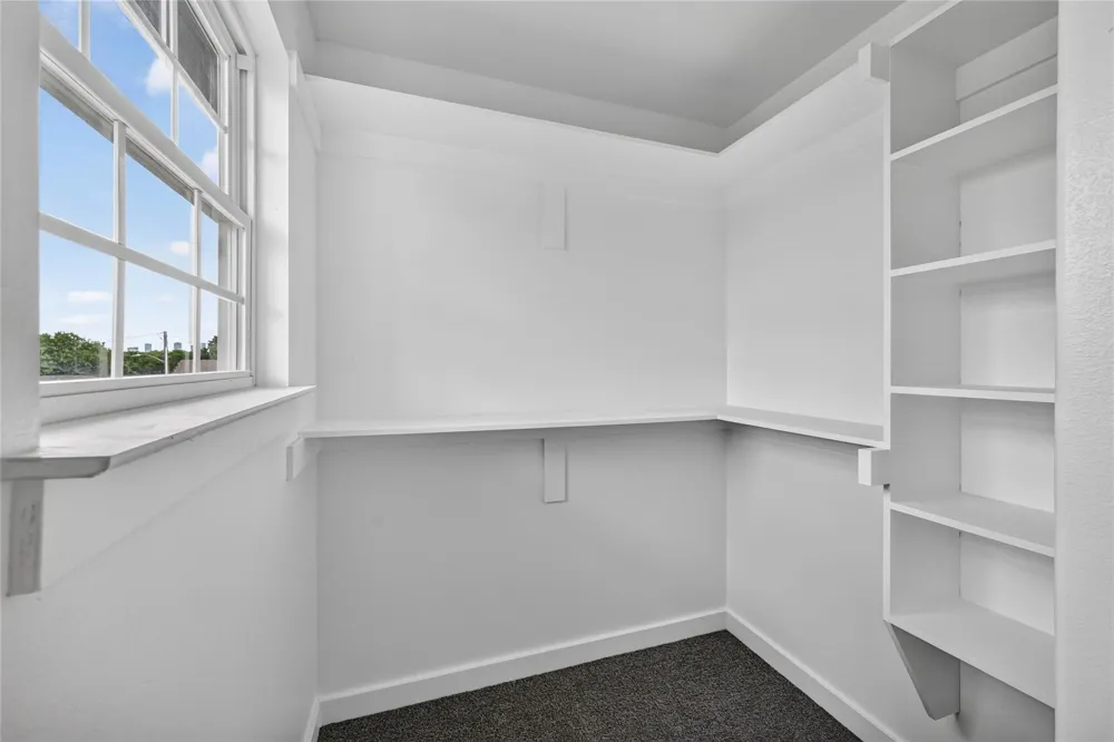 2211 Brookes Street Fort Worth, TX 76105