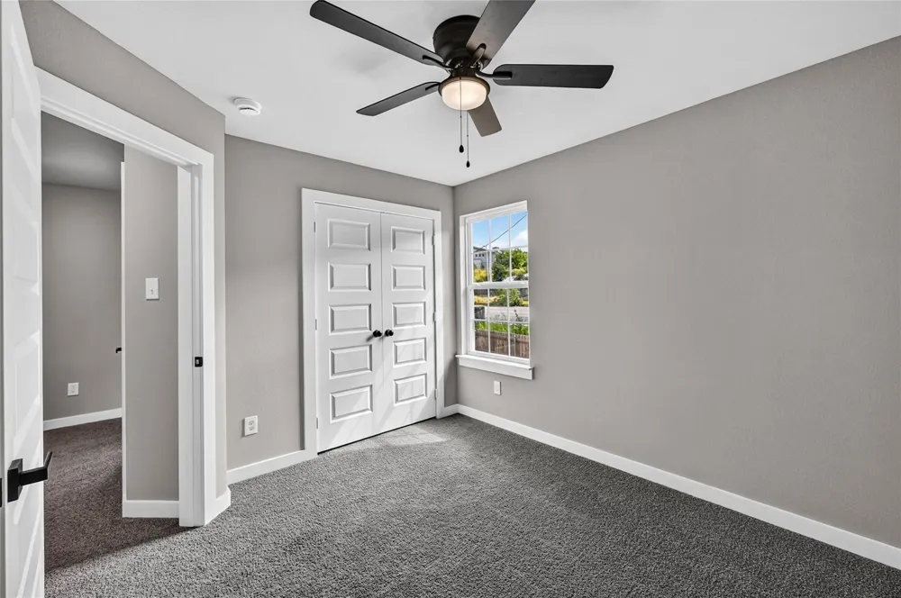 2211 Brookes Street Fort Worth, TX 76105