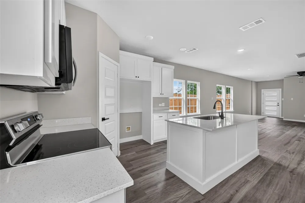2211 Brookes Street Fort Worth, TX 76105