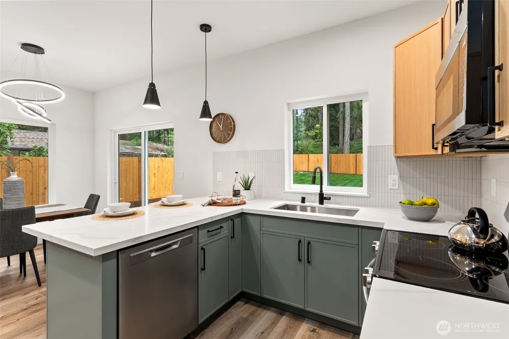 13807 Pinehurst Lane NW Gig Harbor, WA 98329