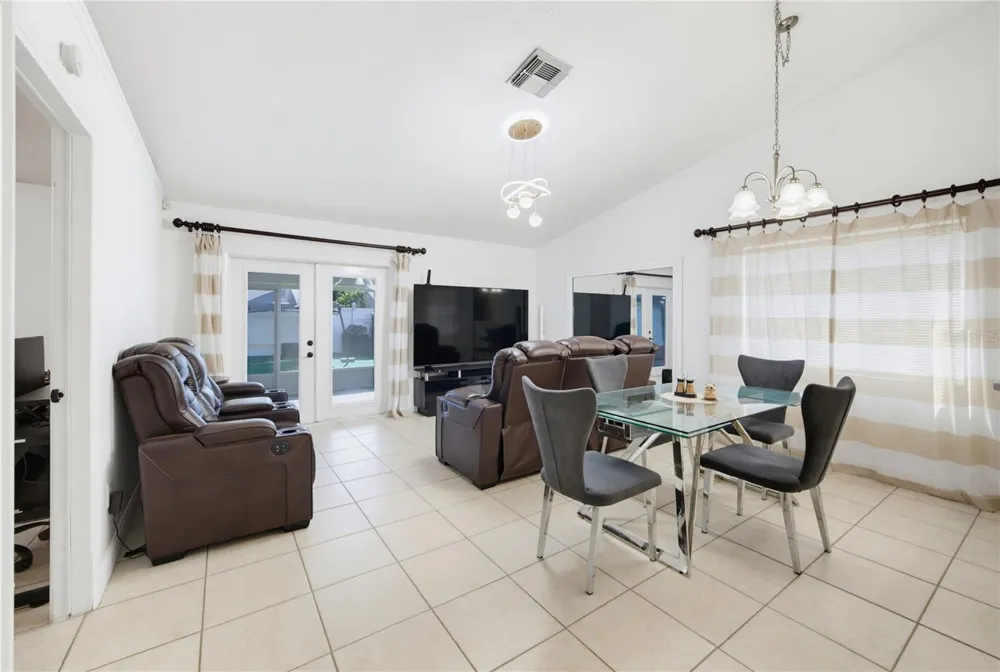 2483 LONG MEADOW WAY Orlando, FL 32817