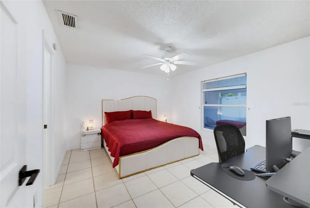 2483 LONG MEADOW WAY Orlando, FL 32817