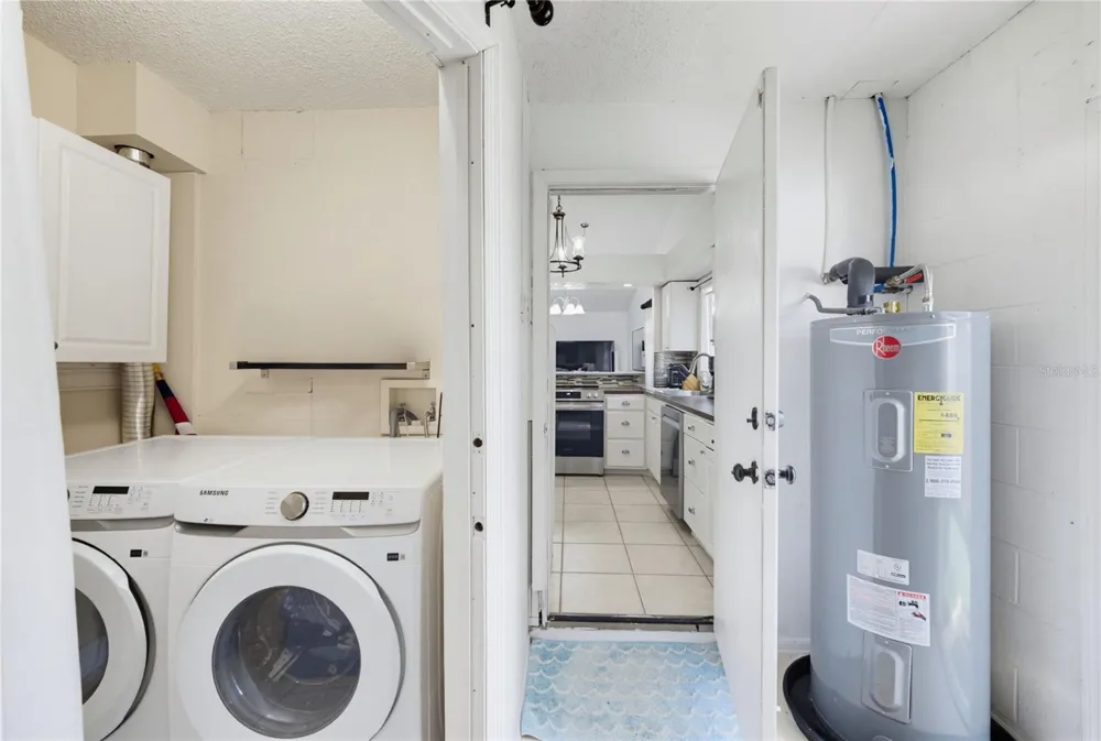 2483 LONG MEADOW WAY Orlando, FL 32817