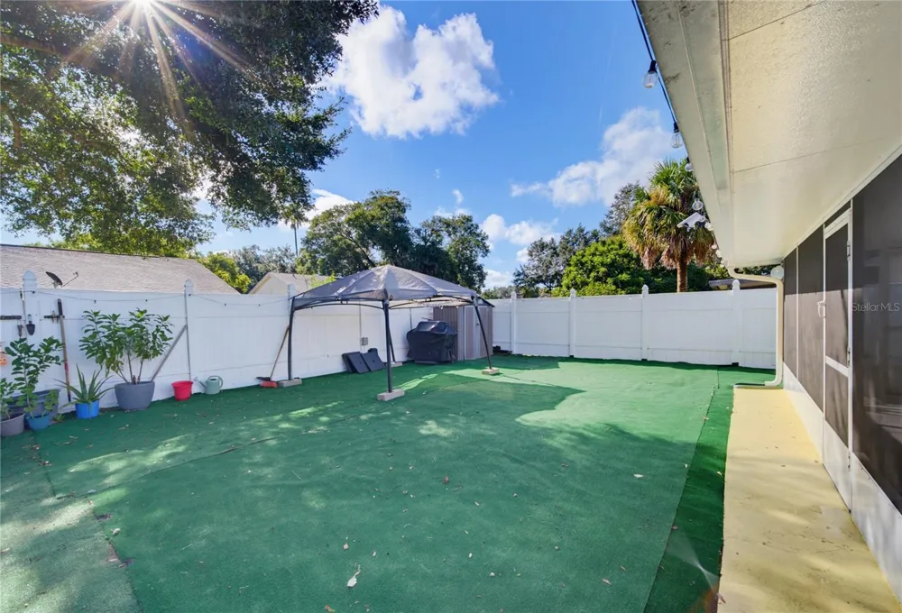 2483 LONG MEADOW WAY Orlando, FL 32817