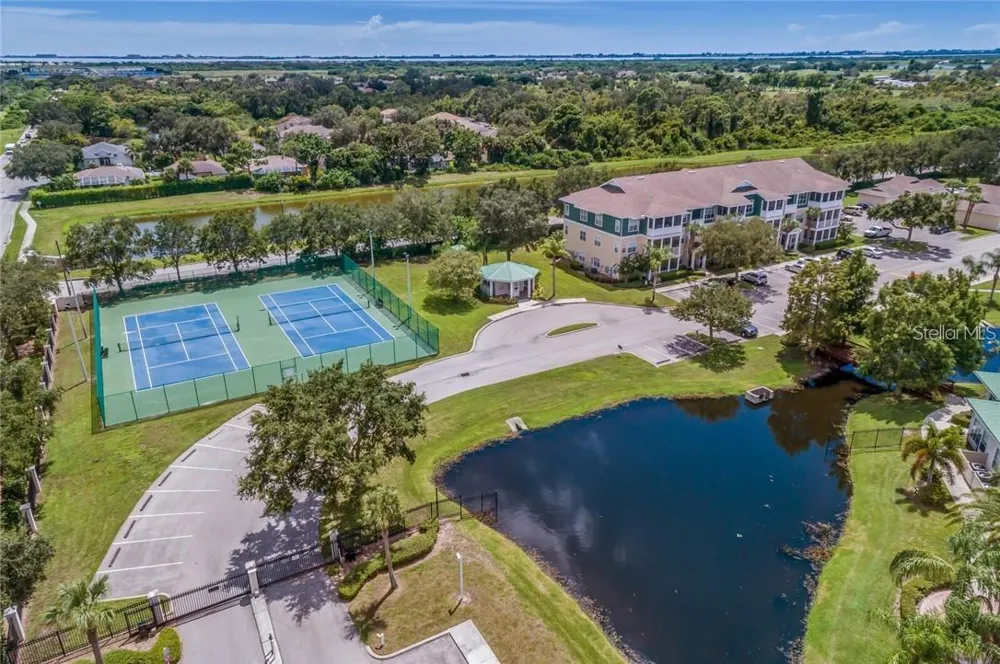 4802 51ST STREET W #1902 Bradenton, FL 34210