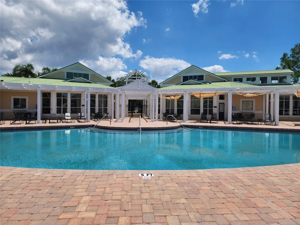 4802 51ST STREET W #1902 Bradenton, FL 34210