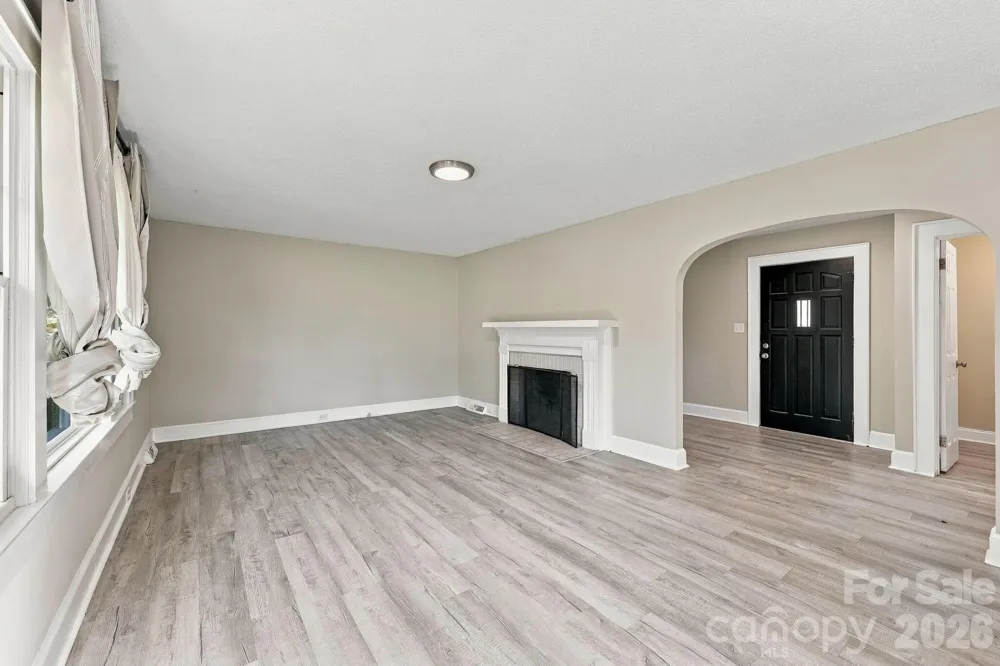 909 Rhode Island Avenue Kannapolis, NC 28083