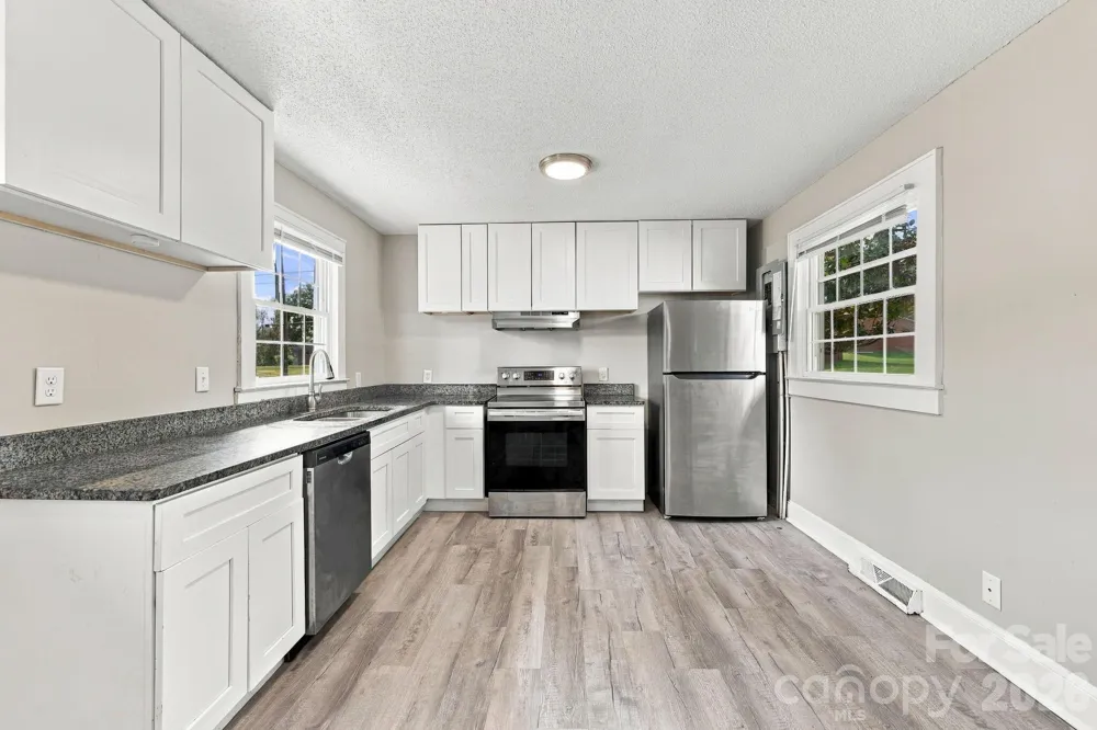 909 Rhode Island Avenue Kannapolis, NC 28083