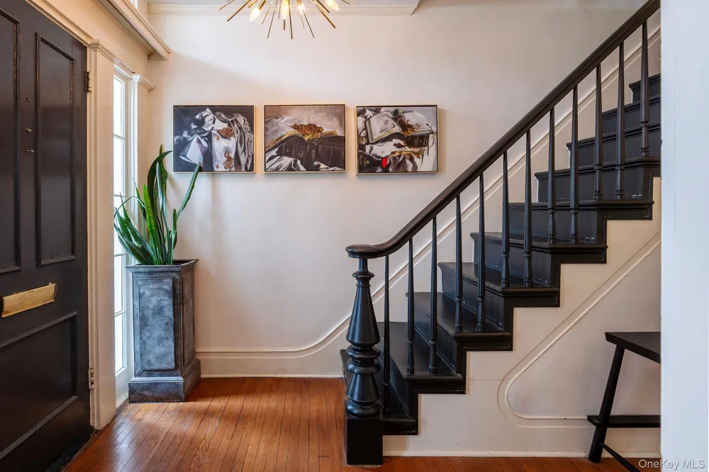120 Saint James Street Kingston, NY 12401