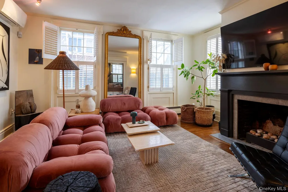 120 Saint James Street Kingston, NY 12401