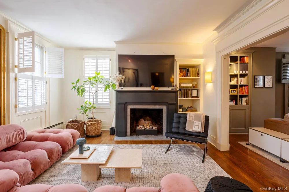 120 Saint James Street Kingston, NY 12401