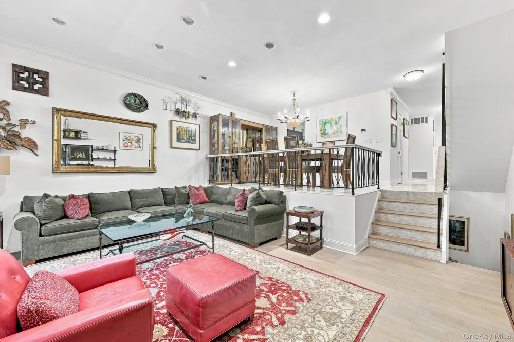 815 Colony Drive Hartsdale, NY 10530