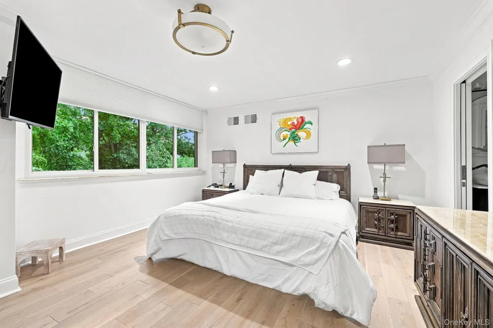 815 Colony Drive Hartsdale, NY 10530