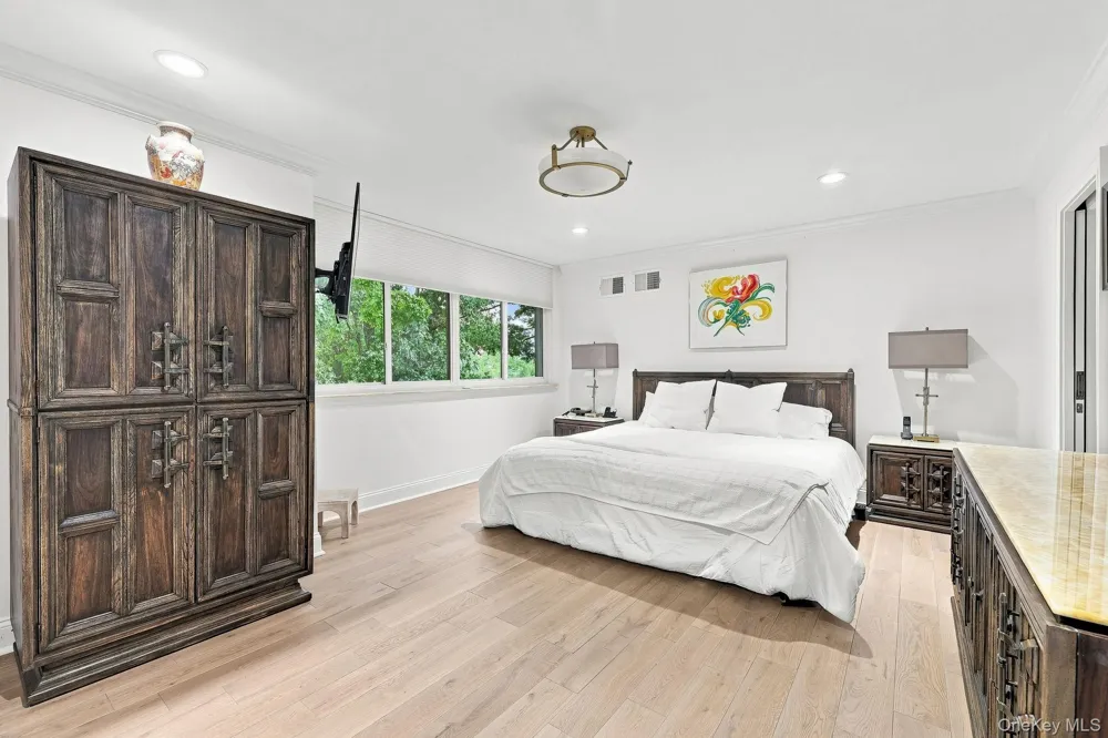 815 Colony Drive Hartsdale, NY 10530